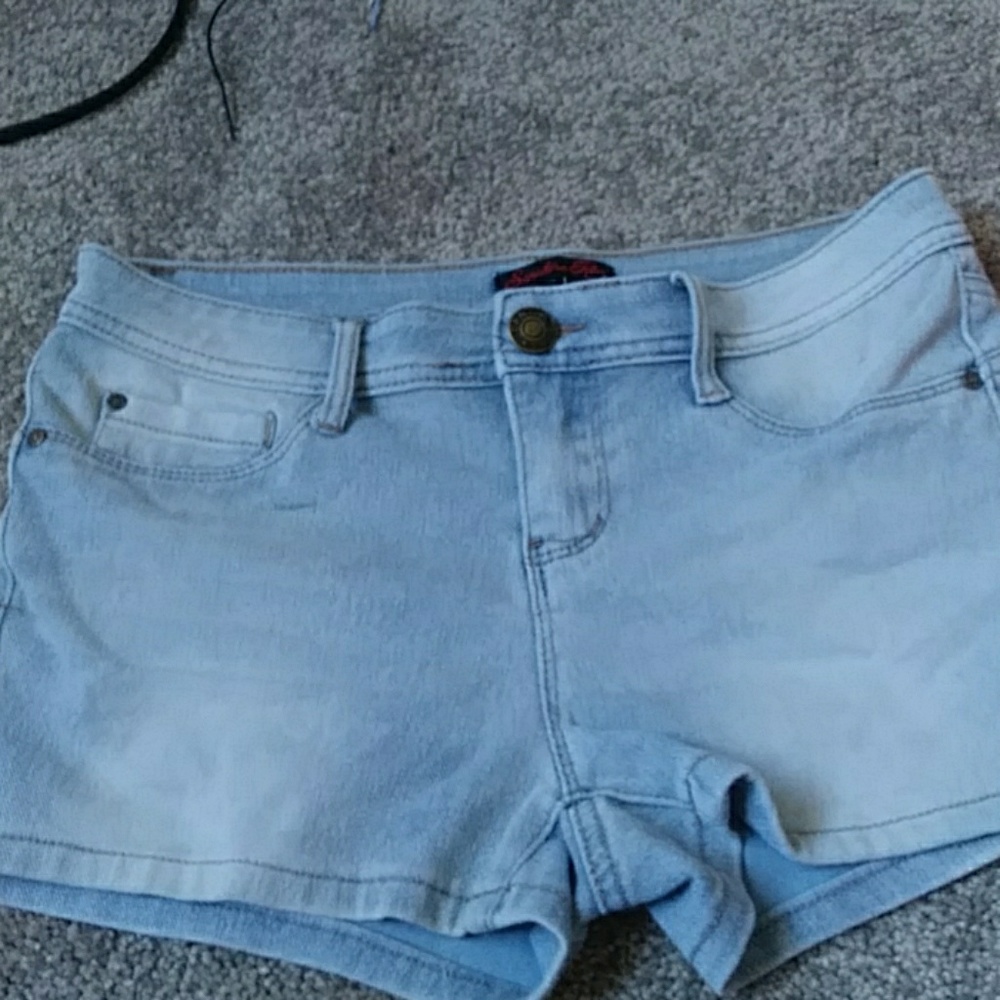 Lite wash short